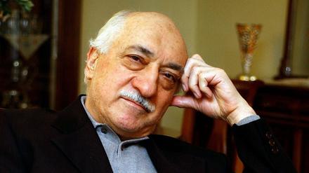 Der islamische Prediger Fethullah Gülen fordert die USA auf, sich dem Auslieferungsantrag der Türkei zu widersetzen.