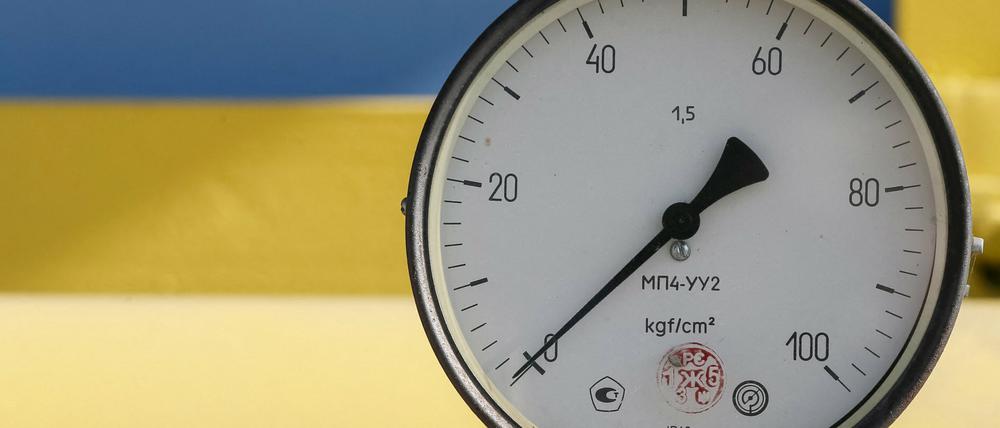 Ein Manometer an einer Gasverdichterstation (Symbolbild)