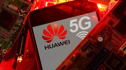 Großbritannien schließt Huawei vom 5G-Ausbau aus.