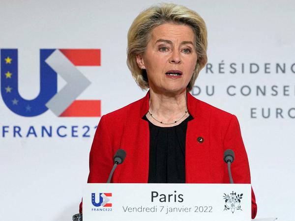 EU-Kommissionspräsidentin Ursula von der Leyen muss zwischen Frankreich und Deutschland vermitteln, nutzt aber auch jede Gelegenheit zur Ausweitung ihrer Kompetenzen.
