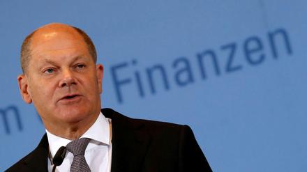 FILE PHOTO: Finance Minister Olaf Scholz addresses a news conference in Berlin, Germany, May 9, 2019. REUTERS/Fabrizio Bensch/File Photo