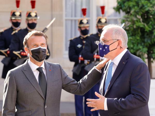 Auch sie traten im Juni noch als Verbündete auf: Frankreichs Präsident Emmanuel Macron und Australiens Premier Scott Morrison in Paris.