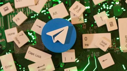 Die Bundesregierung will stärker gegen Telegram vorgehen.