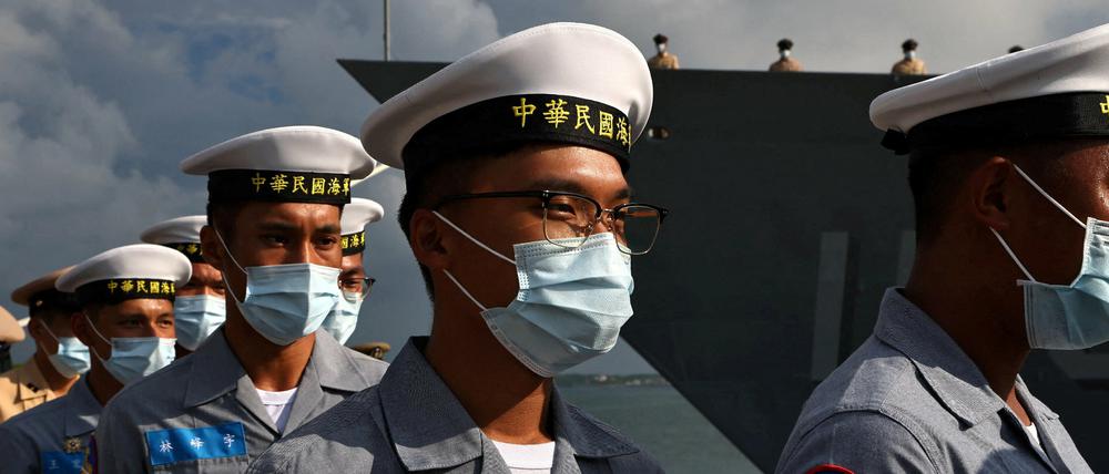 Marinesoldaten auf einem Marinestützpunkt auf den Penghu-Inseln in Taiwan am 30. August 2022. 