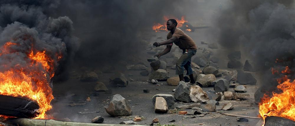 Proteste gegen Präsident Pierre Nkurunziza lösen Welle der Gewalt in Burundi aus.