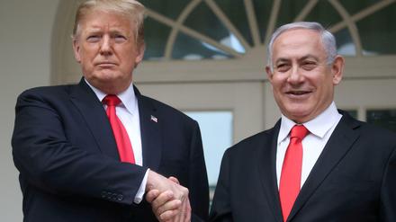 Donald Trump und Benjamin Netanjahu kennen sich seit vielen Jahren und sich in vielen Fragen einig. 