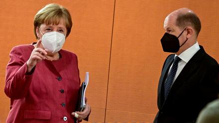 Ex-Bundeskanzlerin Angela Merkel ist immer noch beliebteste Politikerin, und damit vor ihrem Nachfolger Olaf Scholz.