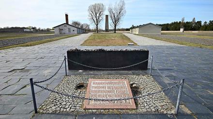 Gedenktafel am ehemaligen Konzentrationslager Sachsenhausen