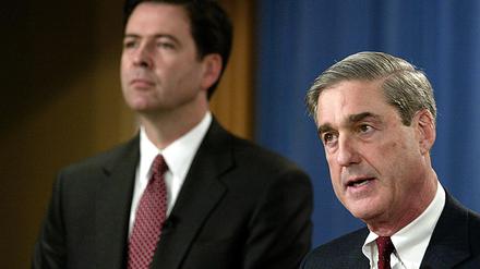 Alte Kumpel: Sonderermittler Robert S. Mueller (rechts) und James Comey, den Präsident Trump unter verdächtigen Umständen feuerte.