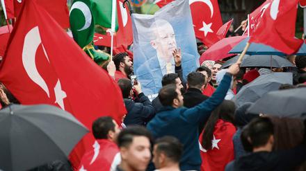 Erdogan mobilisiert seine Anhänger, wie hier vor zwei Wochen in Hamburg.