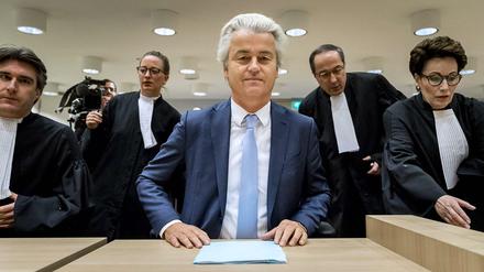 Geert Wilders Ende November vor Gericht im niederländischen Schiphol. 