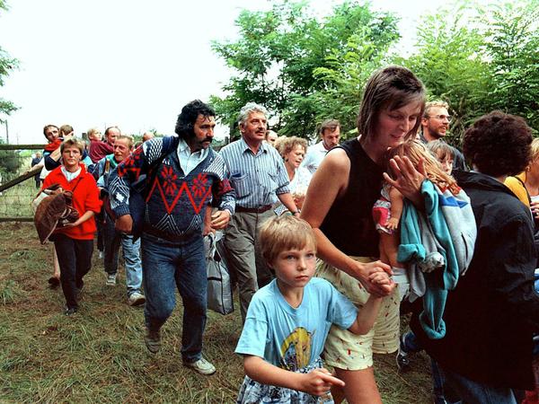 Spaziergang in die Freiheit, aber nur für 600 DDR-Bürger. Wer später über die Grenze wollte, wurde beim Paneuropäischen Picknick bei Sopron am 19. August 1989 zurückgewiesen, 