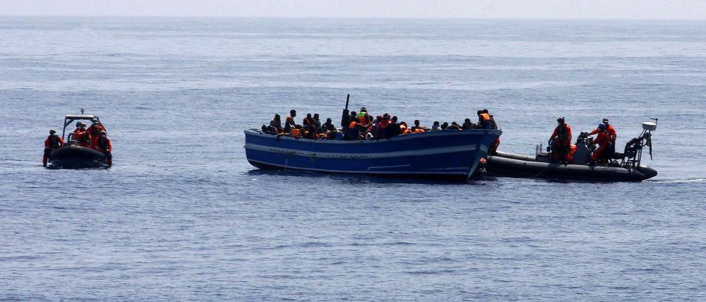 Seit Jahresbeginn sind bereits mindestens 1800 Flüchtlinge im Mittelmeer ertrunken.