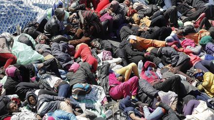 Gerettete Flüchtlinge auf dem Mittelmeer 
