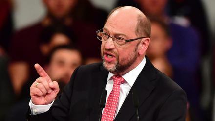 SPD-Kanzlerkandidat Martin Schulz sieht sich Vorwürfen ausgesetzt aus seiner Zeit als EU-Parlamentspräsident. 