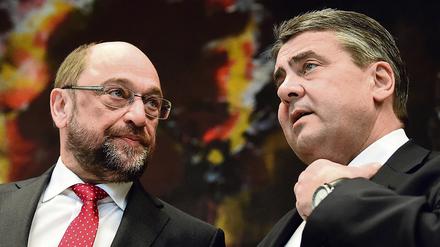 Martin Schulz (links) und Sigmar Gabriel im Januar bei einer Sitzung der SPD-Bundestagsfraktion.