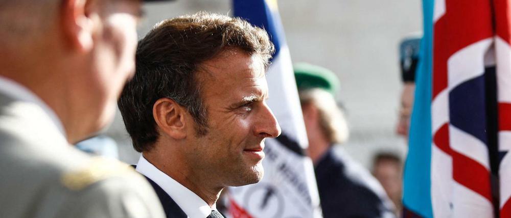 Frankreichs Präsident Emmanuel Macron telefoniert regelmäßig mit Wladimir Putin.