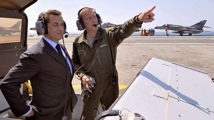 Feldherr. Frankreichs Präsident Nicolas Sarkozy während eines Besuchs auf dem französischen Flugzeugträger „Charles de Gaulle“.