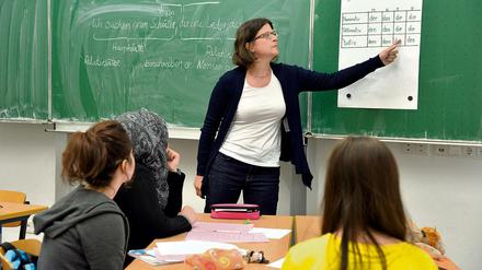 Die meisten Flüchtlingskinder sind sehr motiviert und wollen schnell Deutsch lernen. 