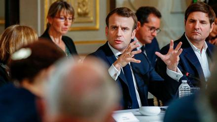 Immer auf Sendung: Emmanuel Macron im Gespräch mit Intellektuellen.