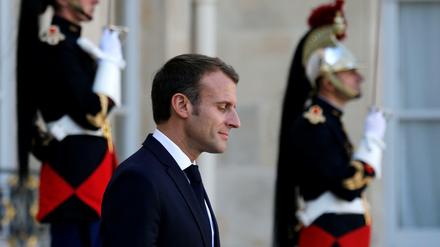 Frankreichs Präsident Macron sucht einen Nachfolger für den zurückgetretenen Innenminister Collomb.