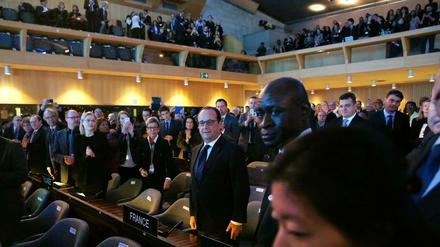Der französische Präsident Francois Hollande konnte sich am Dienstag in Paris auch bei der Generalversammlung der UNESCO der Solidarität der Staaten versichern. 