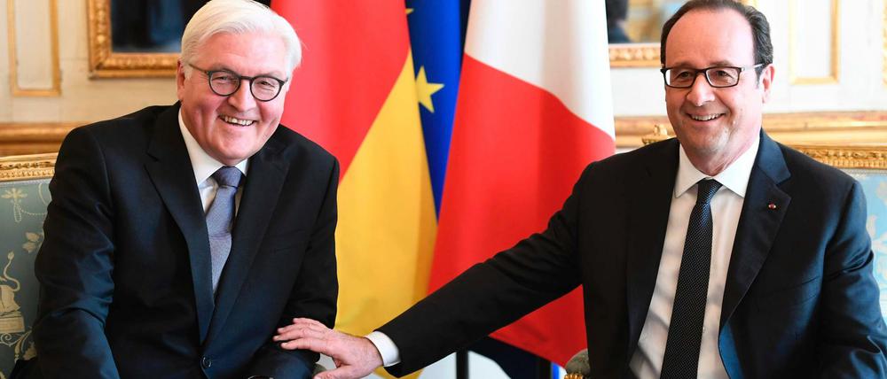 Bundespräsident Frank-Walter Steinmeier (links) am Donnerstag zu Gast bei Francois Hollande in Paris.