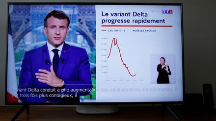 Frankreichs Präsident Macron bei seiner Fernsehansprache
