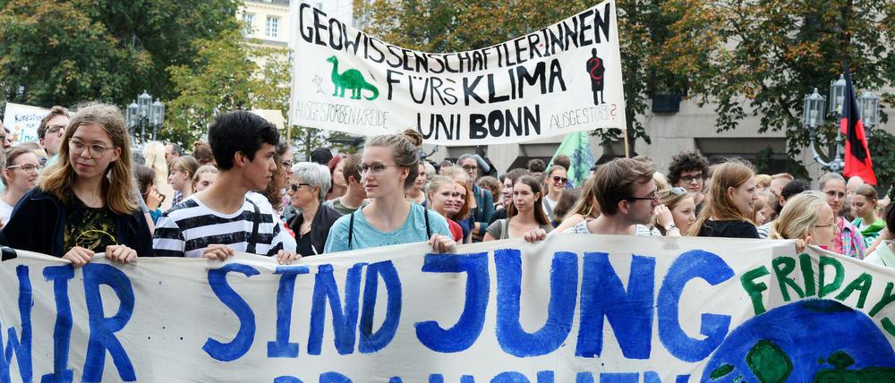 Eigentlich müssten die Berliner Schüler am Freitag vor der chinesischen und der russischen Botschaft demonstrieren.