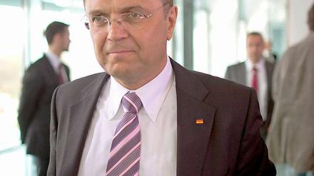 Glaubt nicht, dass die NPD zur Gründung der NSU geführt hat: Innenminister Hans-Peter Friedrich (CSU)
