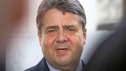 SPD-Chef Sigmar Gabriel muss mit einem Imageproblem seiner Partei umgehen.