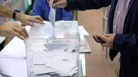 Die Regionalwahlen in Spanien gelten als Testlauf für die Regierung in Madrid.