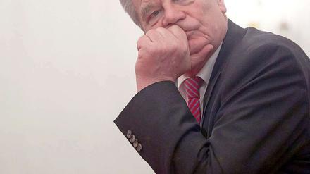 Als Kandidat für das Bundespräsidentenamt wird Joachim Gauck von allen Seiten beleuchtet