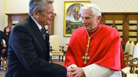 Joachim Gauck und Papst Benedikt XVI. - zwei Staatsoberhäupter, zwei Christen, zwei unterschiedliche Konfessionen. 