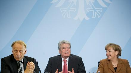 Unvermutete schwarz-grüne Eintracht durch einen Präsidenten Gauck? Vorerst bleibt diese Vision eine Fotomontage, im Originalfoto saß Sigmar Gabriel an Trittins Stelle.