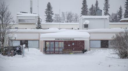 Die Klinik in Ivalo in Nord-Finnland, wo sich zwei chinesische Touristen mit Grippesymptomen am Donnerstagabend meldeten.