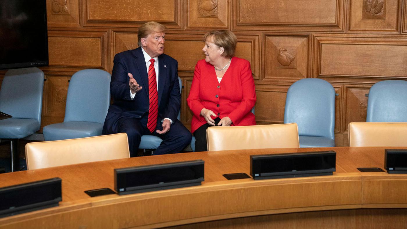 Deutschamerikanische Beziehungen Die Bundesregierung tut das einzig