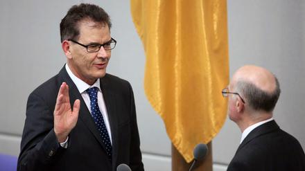 Entwicklungshilfeminister Gerd Müller (CSU) weist die Plagiatsvorwürfe zurück.