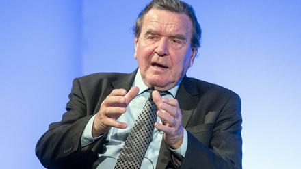 Altkanzler Gerhard Schröder (SPD) half, Peter Steudtner freizubekommen.