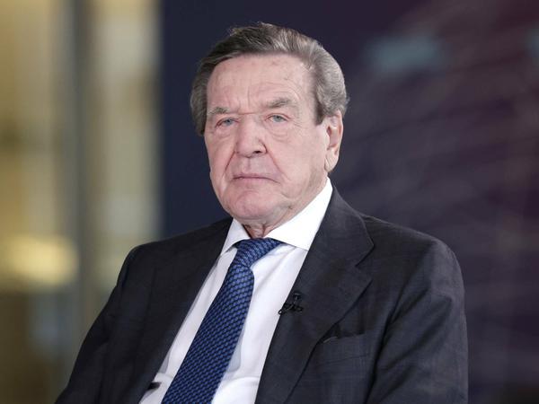 Die Führung der SPD hat ihn zum Austritt aufgefordert: Altkanzler Gerhard Schröder.