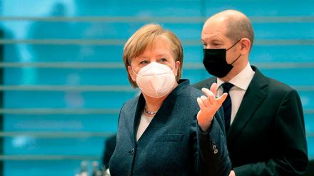 Die Bundeskanzlerin Angela Merkel (CDU) und Vize-Kanzler Olaf Scholz (SPD).