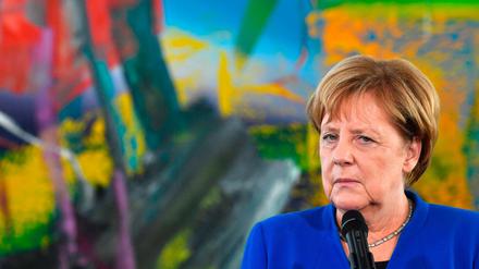 Mehr Bürger geben Merkel die Schuld am Zustand der Regierung, Seehofer ist nur an zweiter Stelle. 