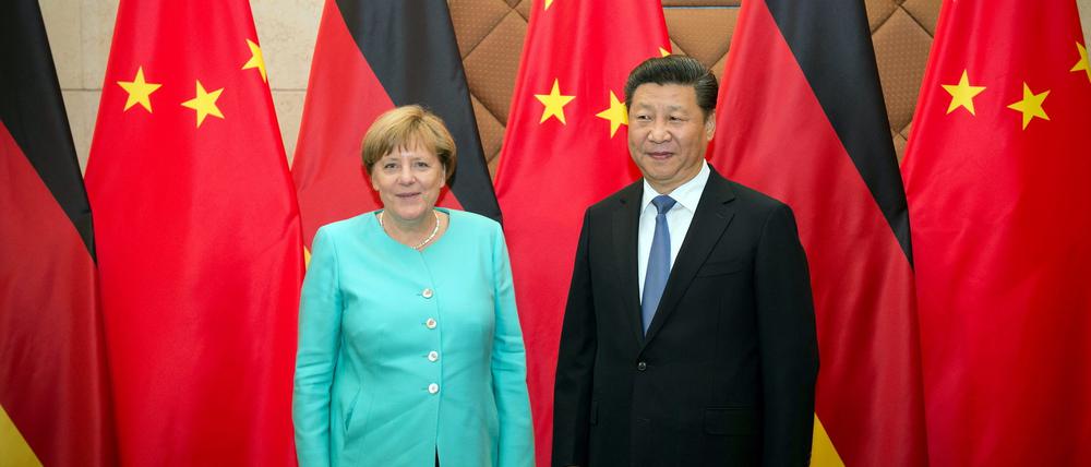 Wie werden es Merkels Nachfolgerin oder Nachfolger mit China umgehen? Die Kanzlerin, hier mit Präsident Xi Jinping, galt dort als verlässliche Partnerin.