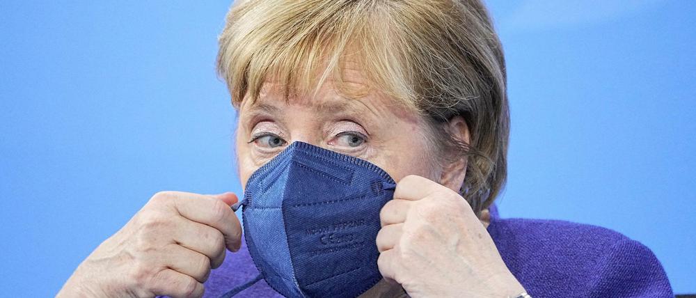 Kanzlerin Merkel möchte zur Lösung der humanitären Krise an der belarussisch-polnischen Grenze beitragen.