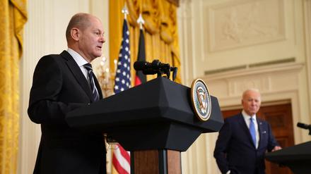 Antrittsbesuch beim transatlantischen Partner: Olaf Scholz bei Joe Biden im Weißen Haus.