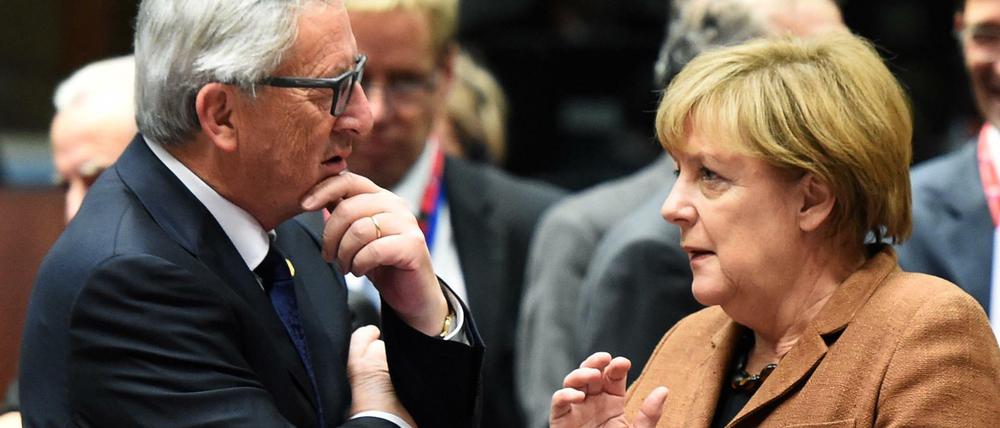 EU-Kommissionschef Jean-Claude Juncker und Kanzlerin Angela Merkel. 