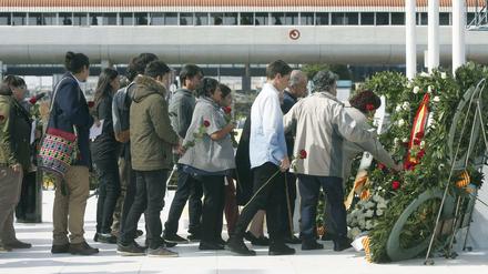 Am Donnerstag jährt sich der Absturz der Germanwings-Maschine den den französischen Alpen. Angehörige trauern in Marseille.