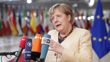Bundeskanzlerin Angela Merkel sprach sich vor dem heutigen EU-Gipfel für einen Dialog mit Polen aus. 
