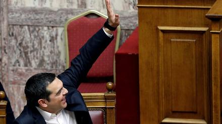 Griechenlands Regierungschef Tsipras hebt die Hand für Nordmazedoniens Nato-Beitritt. 