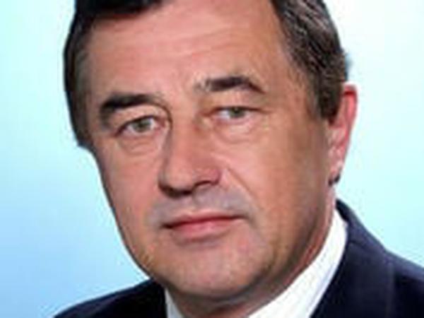 Der Plauener FDP-Bundestagsabgeordnete Joachim Günther ruft zum Medienboykott auf.